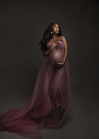 Schwangerschaftsshooting mit Kleidern