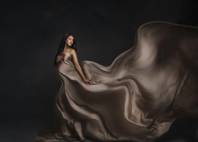 High-Fashion-Babybauch-Shooting